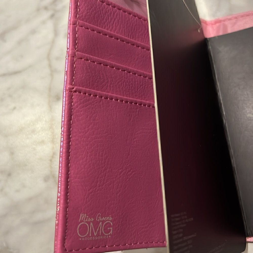 PASSPORT HOLDER - Picture 3 of 5